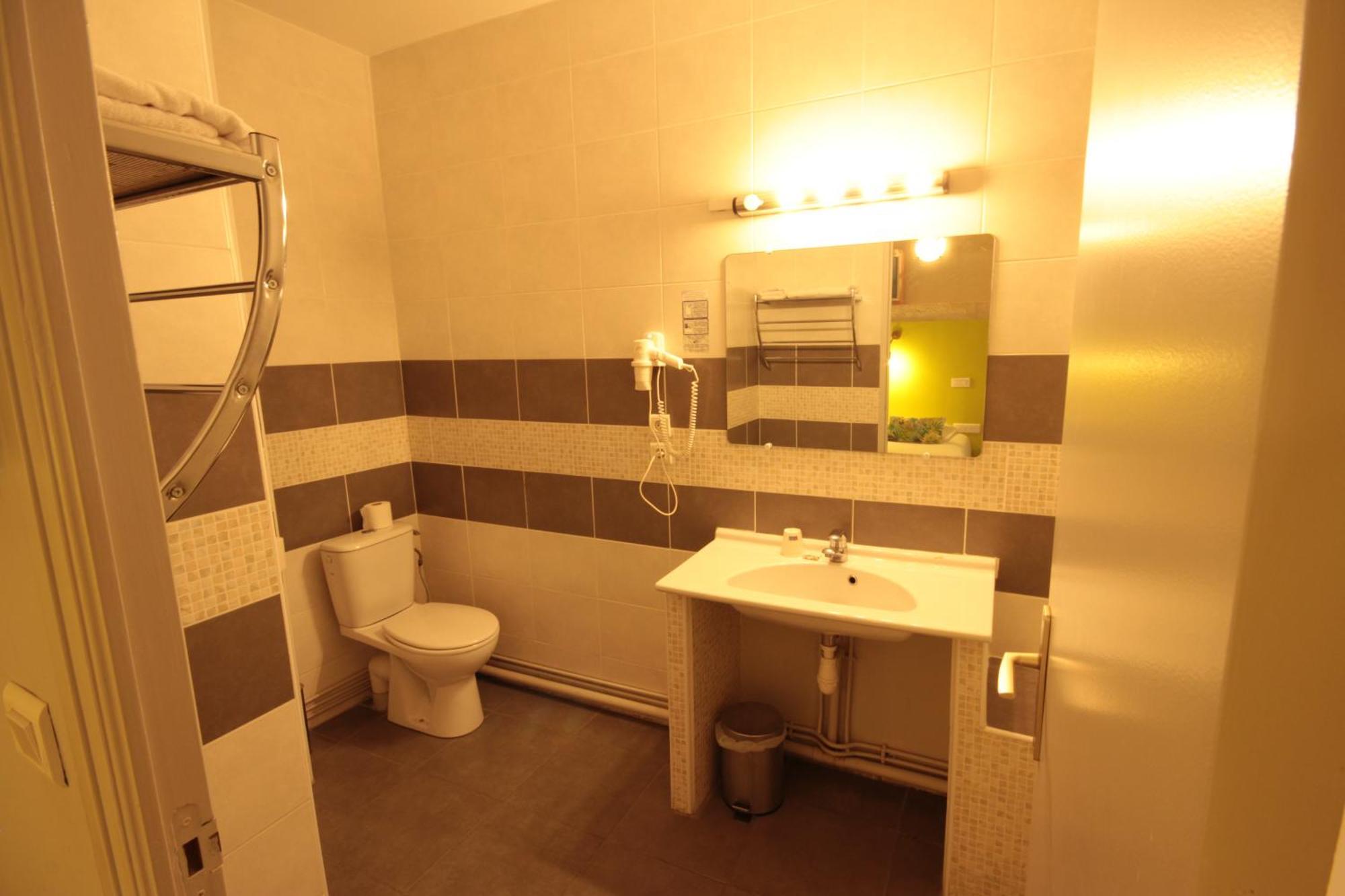 Hotel Des Arts, Artisanal Et Independant Montpellier Zewnętrze zdjęcie